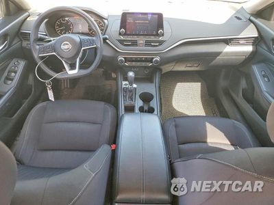 Zdjęcie 8 z 13 samochodu: 2019 NISSAN ALTIMA S VIN:1N4BL4BV1KC165420 - miniatura