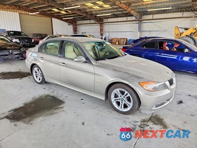 Czwarte zdjęcie samochodu z boku: 2008 BMW 328 I VIN:WBAVA37508NL58281 - miniatura