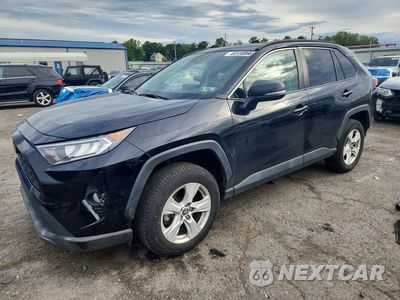 2021 TOYOTA RAV4 XLE 2T3P1RFV0MW214085 - główne zdjęcie licytacji z USA - miniatura