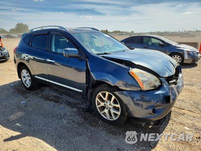 Czwarte zdjęcie samochodu z boku: 2013 NISSAN ROGUE S VIN:JN8AS5MV8DW615145 - miniatura