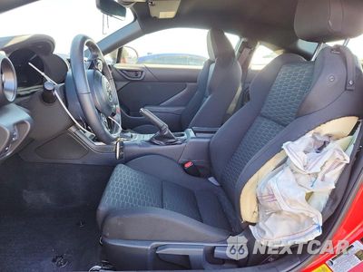 Zdjęcie 7 z 12 samochodu: 2025 TOYOTA GR86 BASE VIN:JF1ZNBB10S8757646 - miniatura