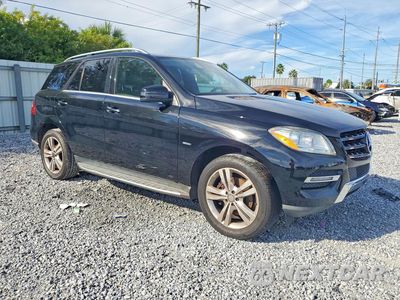 Czwarte zdjęcie samochodu z boku: 2012 MERCEDES-BENZ ML 350 4MATIC VIN:4JGDA5HB3CA031285 - miniatura