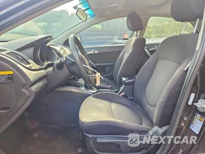 Zdjęcie 7 z 12 samochodu: 2013 KIA FORTE EX VIN:KNAFU4A24D5705119 - miniatura