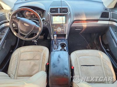 Zdjęcie 8 z 12 samochodu: 2017 FORD EXPLORER PLATINUM VIN:1FM5K8HT8HGD99087 - miniatura