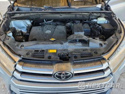 Zdjęcie 12 z 13 samochodu: 2017 TOYOTA HIGHLANDER XLE VIN:5TDJZRFH7HS365103 - miniatura