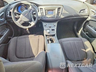 Zdjęcie 8 z 12 samochodu: 2015 CHRYSLER 200 LIMITED VIN:1C3CCCAB3FN552162 - miniatura