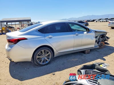 Trzecie zdjęcie samochodu z tyłu: 2018 GENESIS G80 3.8 VIN:KMHGN4JE7JU271080 - miniatura