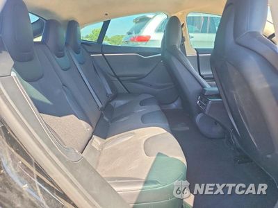 Zdjęcie 10 z 12 samochodu: 2015 TESLA MODEL S VIN:5YJSA1E13FF119992 - miniatura