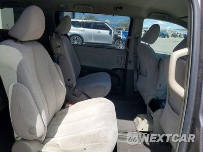 Zdjęcie 11 z 13 samochodu: 2011 TOYOTA SIENNA LE VIN:5TDKK3DC0BS037624 - miniatura