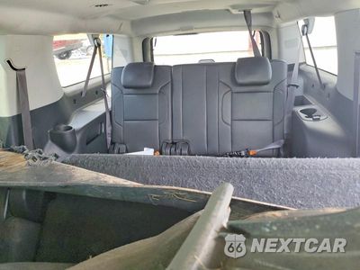 Zdjęcie 10 z 13 samochodu: 2016 CHEVROLET SUBURBAN K1500 LT VIN:1GNSKHKC5GR285283 - miniatura