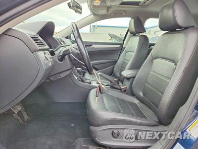 Zdjęcie 7 z 12 samochodu: 2019 VOLKSWAGEN PASSAT WOLFSBURG VIN:1VWLA7A37KC013001 - miniatura