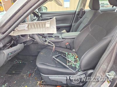 Zdjęcie 7 z 12 samochodu: 2025 NISSAN SENTRA S VIN:3N1AB8BV4SY231050 - miniatura