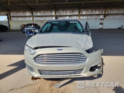Piąte zdjęcie samochodu w środku: 2015 FORD FUSION S VIN:3FA6P0G76FR245540 - miniatura