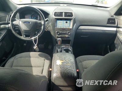 Zdjęcie 8 z 12 samochodu: 2018 FORD EXPLORER XLT VIN:1FM5K8D83JGC15908 - miniatura