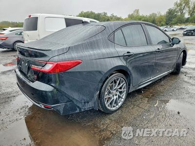 Trzecie zdjęcie samochodu z tyłu: 2026 TOYOTA CAMRY XSE VIN:4T1DBADK9TU557995 - miniatura