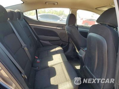 Zdjęcie 10 z 13 samochodu: 2020 HYUNDAI ELANTRA SEL VIN:5NPD84LF0LH577121 - miniatura