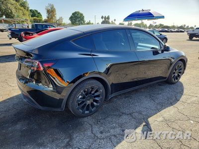 Trzecie zdjęcie samochodu z tyłu: 2024 TESLA MODEL Y VIN:7SAYGDEE1RF151988 - miniatura