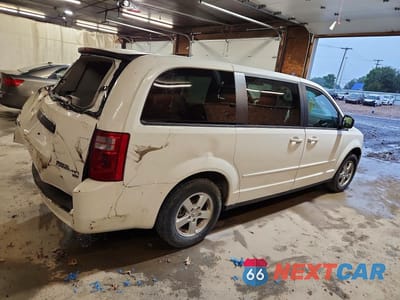 Trzecie zdjęcie samochodu z tyłu: 2010 DODGE GRAND CARAVAN SE VIN:2D4RN4DE2AR332795 - miniatura