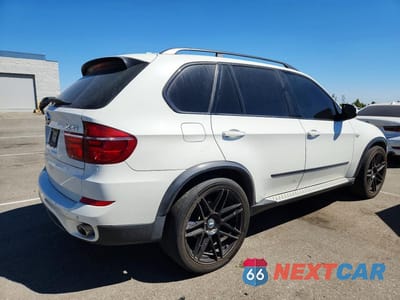 Trzecie zdjęcie samochodu z tyłu: 2011 BMW X5 XDRIVE35D VIN:5UXZW0C59BL371039 - miniatura