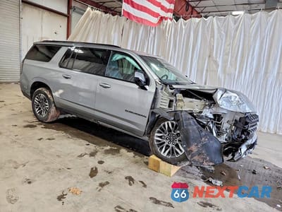 Czwarte zdjęcie samochodu z boku: 2025 CHEVROLET SUBURBAN K1500 Z71 VIN:1GNS6DRDXSR244488 - miniatura