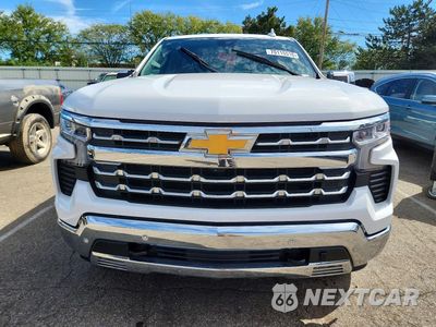 Piąte zdjęcie samochodu w środku: 2025 CHEVROLET SILVERADO K1500 LTZ VIN:1GCUKGE82SZ173715 - miniatura
