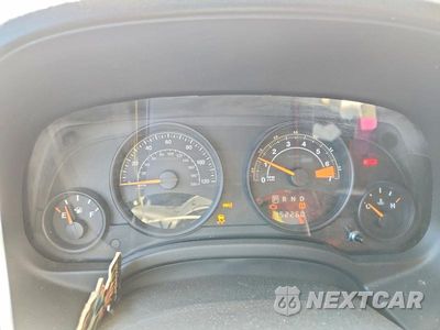 Zdjęcie 9 z 13 samochodu: 2015 JEEP PATRIOT LATITUDE VIN:1C4NJRFB7FD290965 - miniatura