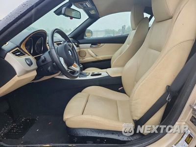 Zdjęcie 7 z 12 samochodu: 2011 BMW Z4 SDRIVE30I VIN:WBALM5C57BE377790 - miniatura
