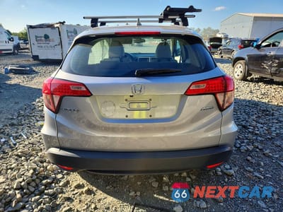 Zdjęcie 6 z 12 samochodu: 2018 HONDA HR-V LX VIN:3CZRU6H37JG728256 - miniatura