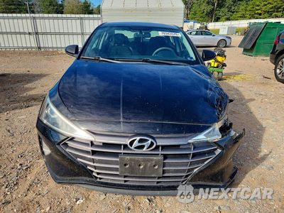 Piąte zdjęcie samochodu w środku: 2019 HYUNDAI ELANTRA SE VIN:KMHD74LFXKU762831 - miniatura