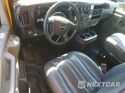 Zdjęcie 8 z 13 samochodu: 2022 GMC SAVANA BOX TRUCK VIN:7GZ37TC71NN005482 - miniatura