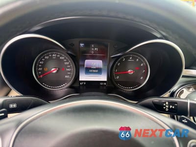 Zdjęcie 8 z 14 samochodu: 2017 MERCEDES-BENZ C 300 4MATIC VIN:55SWF4KB7HU198313 - miniatura
