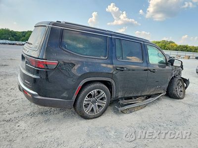 Trzecie zdjęcie samochodu z tyłu: 2022 JEEP WAGONEER SERIES III VIN:1C4SJVDT9NS206467 - miniatura