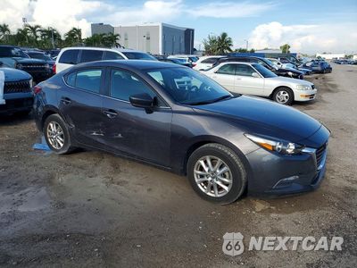Czwarte zdjęcie samochodu z boku: 2018 MAZDA 3 SPORT VIN:3MZBN1U74JM244530 - miniatura