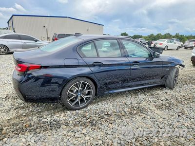 Trzecie zdjęcie samochodu z tyłu: 2022 BMW 530E VIN:WBA13AG01NCK64161 - miniatura