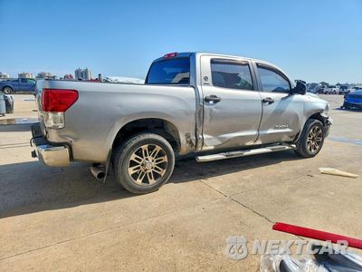 Trzecie zdjęcie samochodu z tyłu: 2013 TOYOTA TUNDRA CREWMAX SR5 VIN:5TFEM5F15DX059274 - miniatura