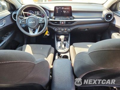 Zdjęcie 8 z 12 samochodu: 2024 KIA FORTE LXS VIN:3KPF24AD8RE720535 - miniatura