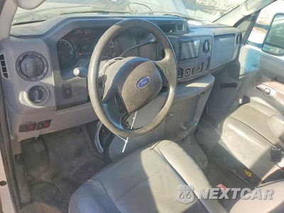 Zdjęcie 8 z 12 samochodu: 2010 FORD ECONOLINE E350 SUPER DUTY CUTAWAY VAN VIN:1FDSE3FL6ADA86692 - miniatura