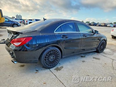 Piąte zdjęcie samochodu w środku: 2014 MERCEDES-BENZ CLA 250 VIN:WDDSJ4EB2EN121197 - miniatura
