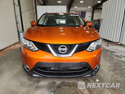 Piąte zdjęcie samochodu w środku: 2017 NISSAN ROGUE SPORT SV VIN:JN1BJ1CRXHW110779 - miniatura