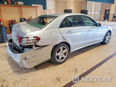 Trzecie zdjęcie samochodu z tyłu: 2014 MERCEDES-BENZ E 250 BLUETEC VIN:WDDHF9HBXEA880935 - miniatura