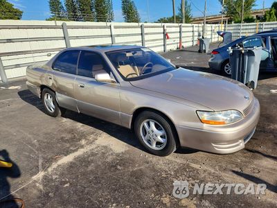 Czwarte zdjęcie samochodu z boku: 1994 LEXUS ES 300 BASE VIN:JT8GK13T7R0060387 - miniatura