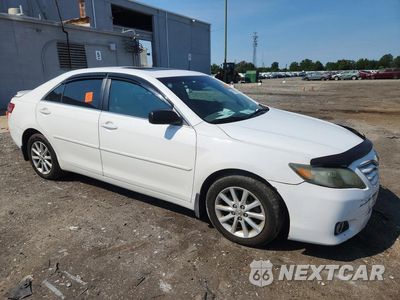 Czwarte zdjęcie samochodu z boku: 2011 TOYOTA CAMRY XLE VIN:4T1BF3EK4BU696226 - miniatura