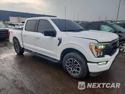 Czwarte zdjęcie samochodu z boku: 2023 FORD F150 SUPERCREW VIN:1FTEW1EP7PKF67515 - miniatura