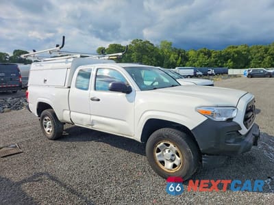 Czwarte zdjęcie samochodu z boku: 2016 TOYOTA TACOMA SR VIN:5TFRX5GN1GX059352 - miniatura