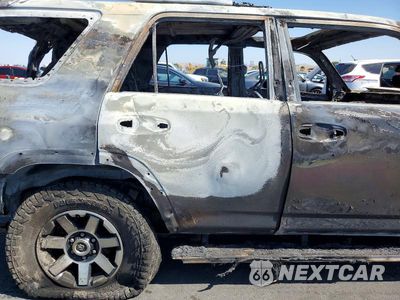 Zdjęcie 11 z 12 samochodu: 2018 TOYOTA 4RUNNER TRD OFF-ROAD PREMIUM VIN:JTEBU5JR8J5591847 - miniatura