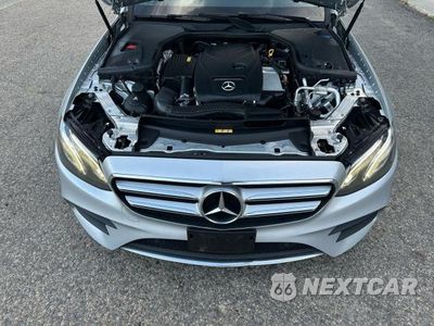 Zdjęcie 7 z 11 samochodu: 2017 MERCEDES-BENZ E 300 4MATIC VIN:WDDZF4KB3HA110385 - miniatura