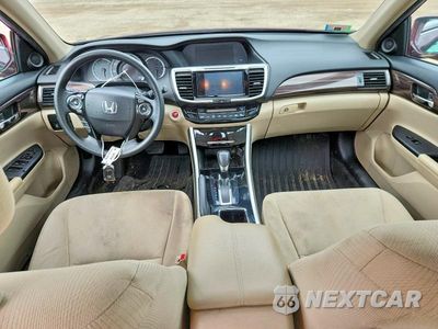 Zdjęcie 8 z 12 samochodu: 2016 HONDA ACCORD EX VIN:1HGCR2F77GA056350 - miniatura