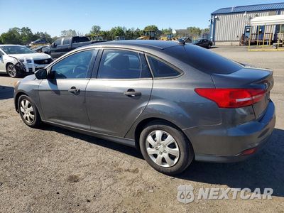Drugie zdjęcie samochodu z przodu: 2018 FORD FOCUS S VIN:1FADP3E21JL293406 - miniatura