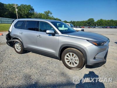 Czwarte zdjęcie samochodu z boku: 2026 TOYOTA GRAND HIGHLANDER XLE VIN:5TDAAAA55TS036723 - miniatura