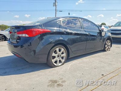 Trzecie zdjęcie samochodu z tyłu: 2012 HYUNDAI ELANTRA LIMITED VIN:5NPDH4AE8CH143040 - miniatura